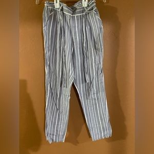 Super cute women’s pants!